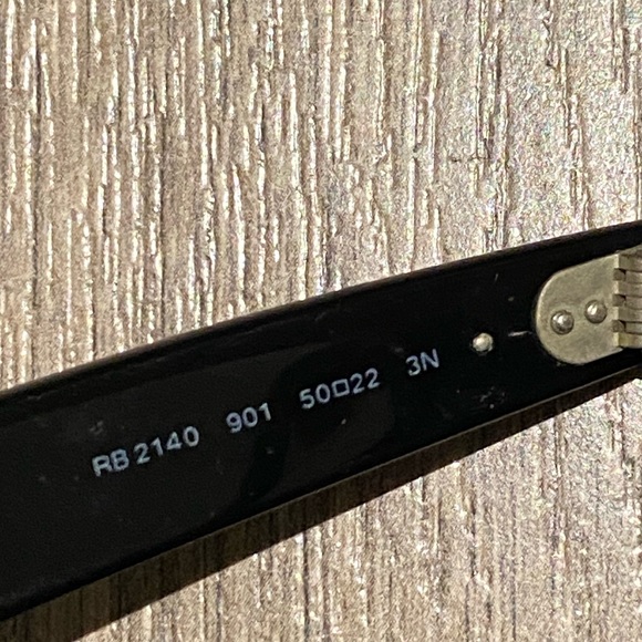 Rayban Classic Black Wayfarer Sunglasses - Picture 9 of 11